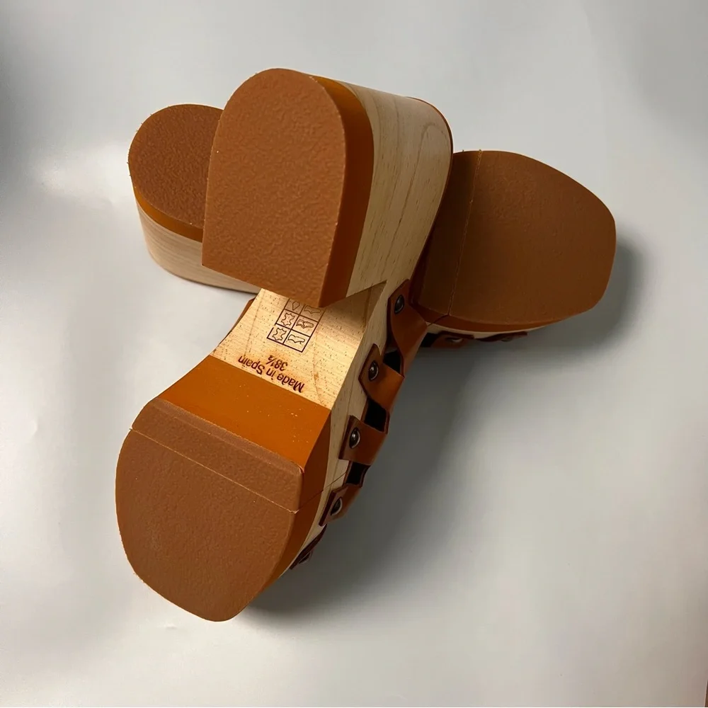 Free People Cassis Tan Clog - Picture 4 of 4